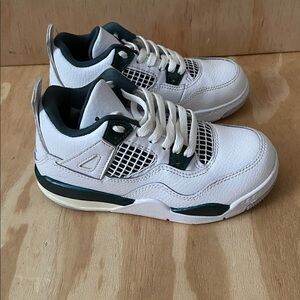 Nike Air Jordan 4 Retro  Oxidized Green And White Sneakers Sz 11C